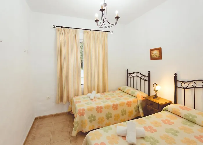 La Dehesa * コニル・デ・ラ・フロンテラ