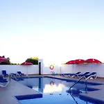 Апартаменти La Dehesa *